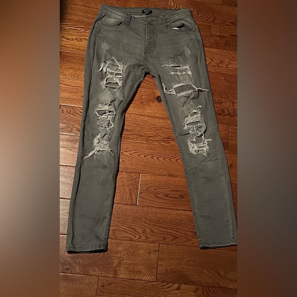 Men's Distressed Skinny Jeans in Gray